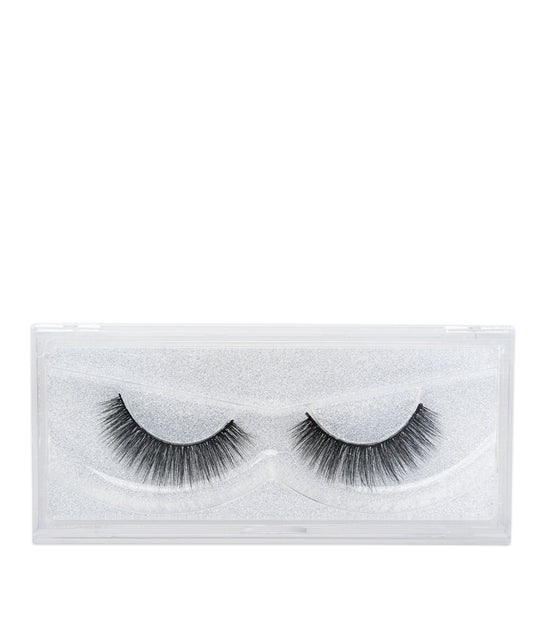 Eyelashes Latina